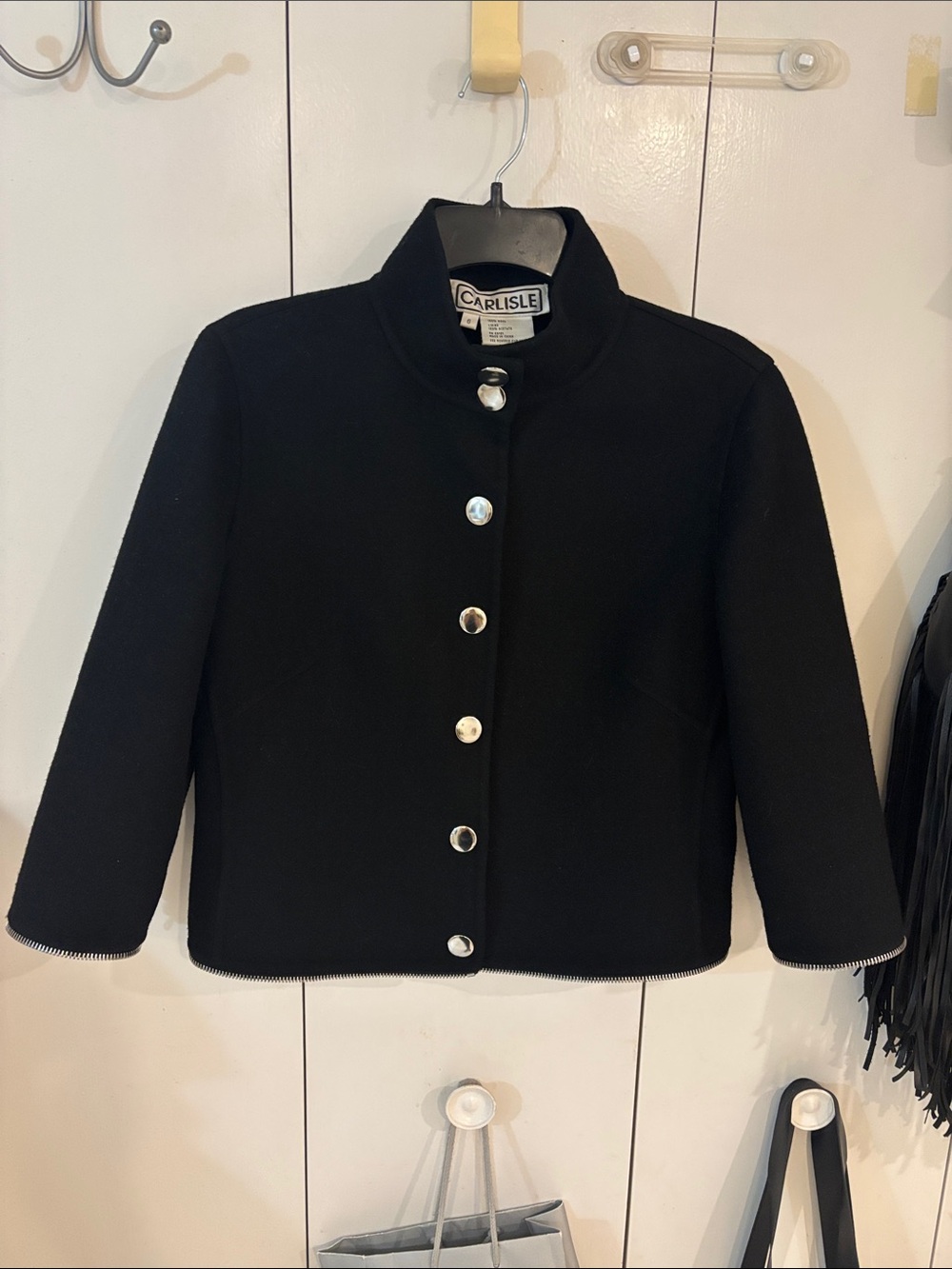 Vintage Carlisle black 100% wool cropped jacket Size 6 small